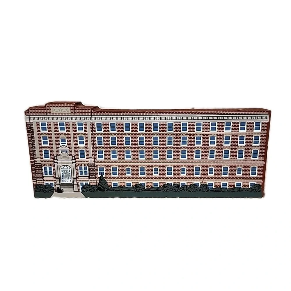 The Cat's Meow Village Jaquith House Worcester MA fundraising Collectable 2004